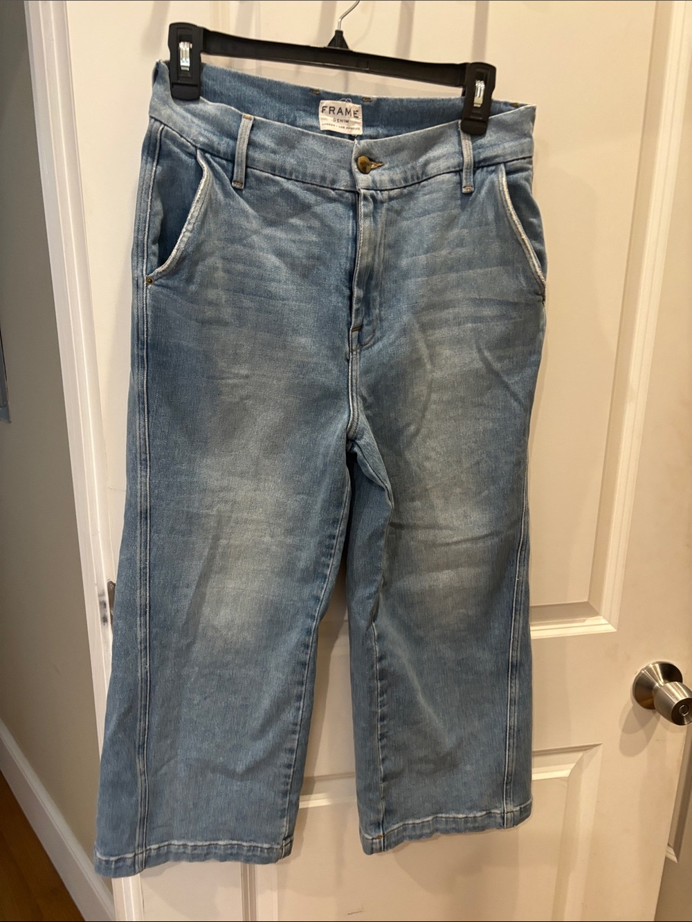 Frame Denim Faded Light Blue Wide-Leg Crop Jeans